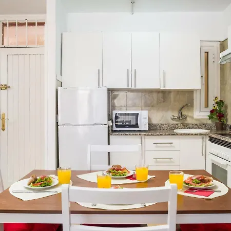Apartman Y7f.in Playa Las Americas,wifi,terrace,pool View Playa de las Américas